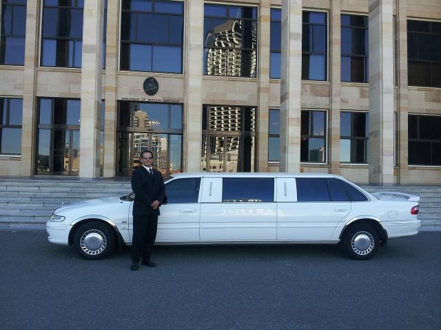 Grosses Foto Limousine weiss